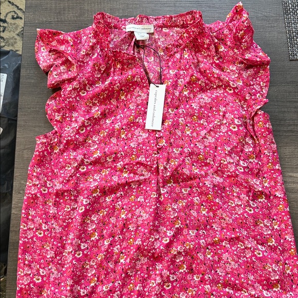 cupcakes & cashmere Tops - cupcakes & cashmere Fuchsia Pink Floral Ruffle Sleeve Blouse